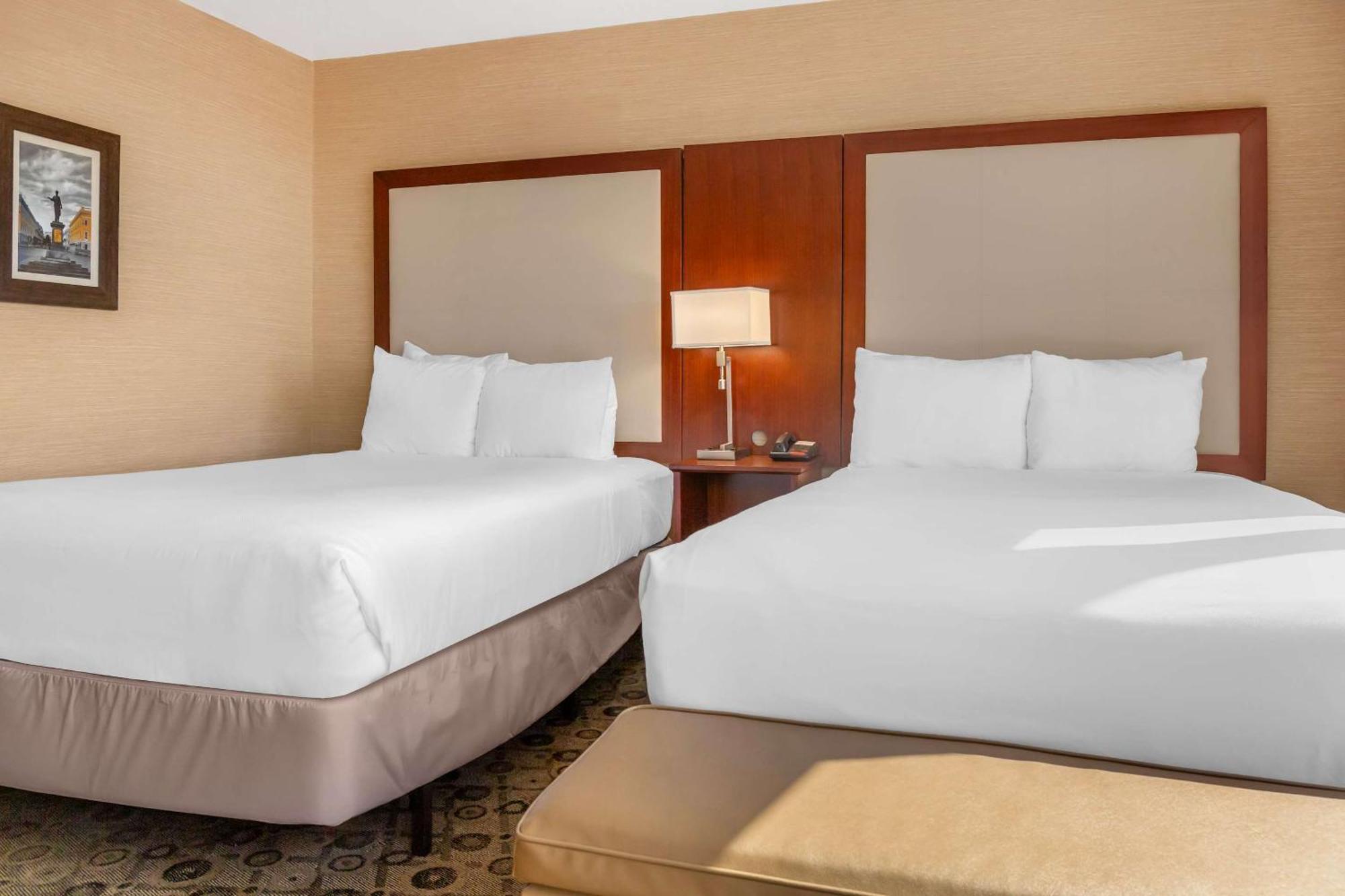 Radisson Hotel Southfield-Detroit Екстер'єр фото